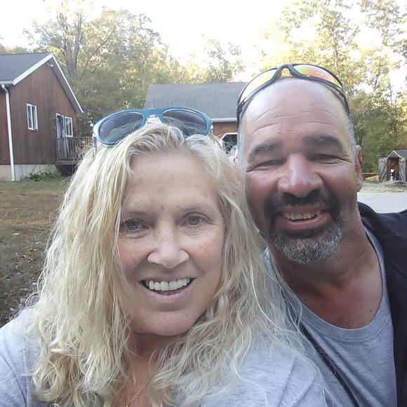 Meet your Posher, Cathi - Picture 1 of 1